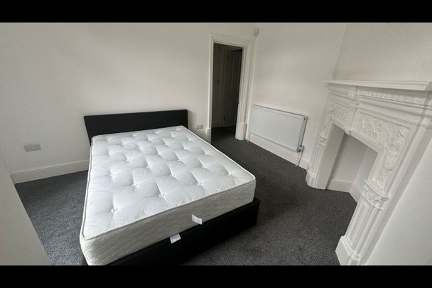 2 Bed Flat, Church Road, N6 - Photo 1
