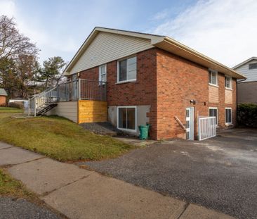 For Lease - 685 Emerson Avenue Unit# Lower, Oshawa, Ontario - Photo 5