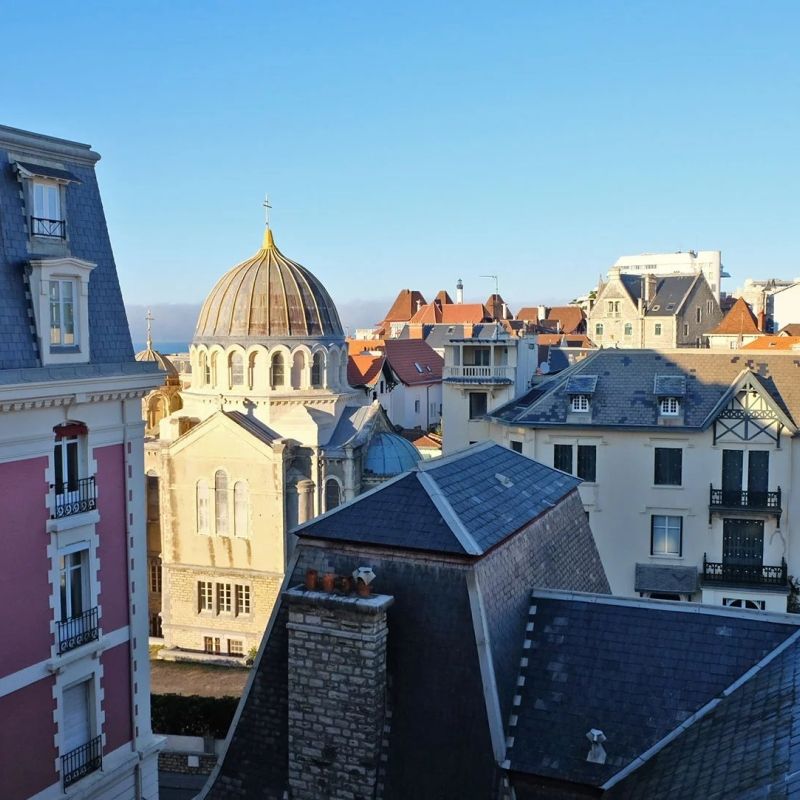 BIARRITZ QUARTIER IMPERIAL - APPT T3 MEUBLE TRAVERSANT AVEC CAVE - Photo 1