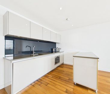 2 bedroom apartment to rent - Photo 5