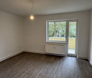 Drei Zimmer, Stadt im Blick, hier finden Sie ihr Glück - Foto 1