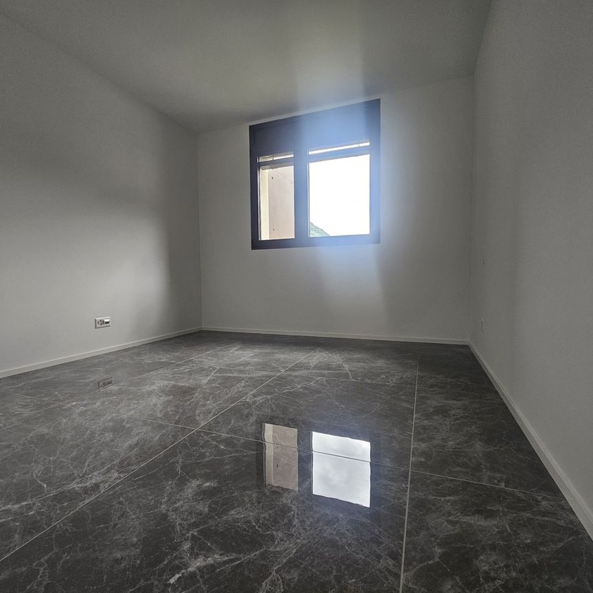 AFFITTASI NUOVO E BELLISSIMO 3.5 LOCALI A LUMINO - Photo 1