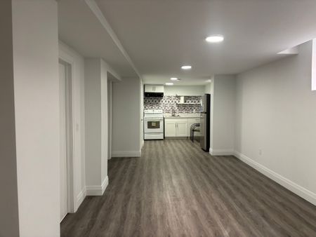 For Lease - 76 William Honey Crescent, Markham, Ontario - Photo 2