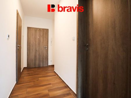 Pronájem bytu 2+kk 48 m2 - Fotografie 4