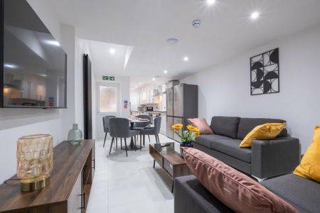 5 bedroom house to rent - Photo 2