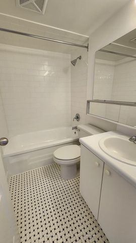 For Lease - 21 Vaughan Road Unit# 907, Toronto, Ontario - Photo 5