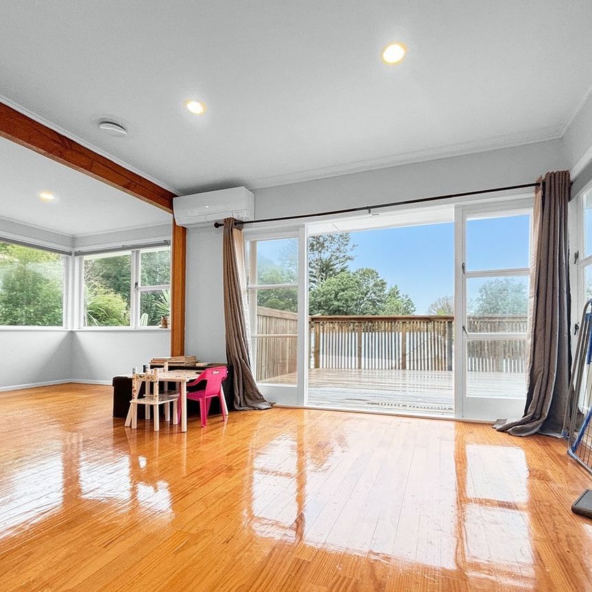 Spacious family home - Photo 1