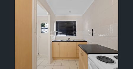 Perfect, quiet location, Close to all amenities - Photo 5