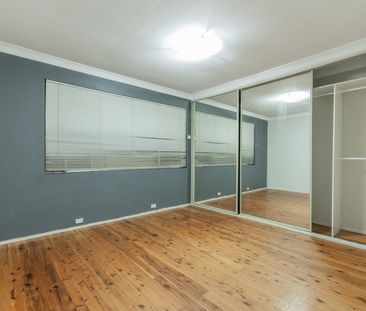 Ready To Entertain! - Photo 4