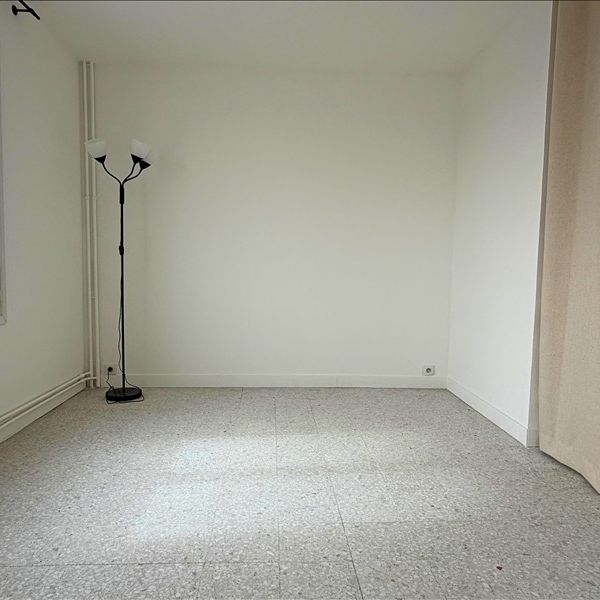 4 pièces - 71,68 m² - 7ème étage - Colocation non autorisée - Photo 1
