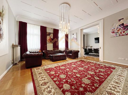 Exklusives Wohnen zentral inkl. Garage und 30m² Dachterrasse !!! - Foto 1