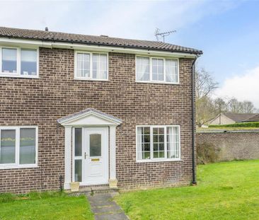 3 bedroom end of terrace house to rent - Photo 4