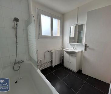 Location Appartement 4 pièces 75m² LE HAVRE 76600 - Photo 4