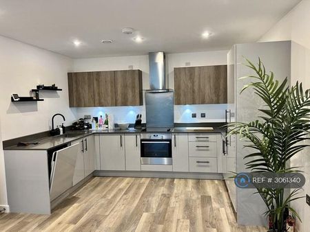 2 bedroom flat to rent - Photo 4