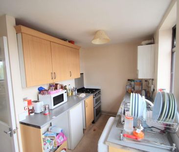 2 bedroom maisonette to rent - Photo 3