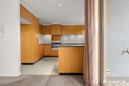 86/23 Macquarie Street, Barton ACT 2600 - Apartment For Rent | Domain - Photo 2