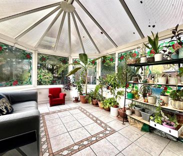 5 bedroom detached house to rent - Photo 4