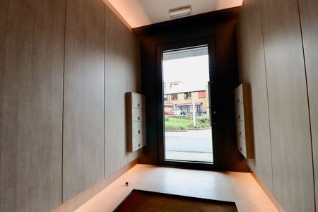 Appartement te huur in Sint-Niklaas - Photo 2