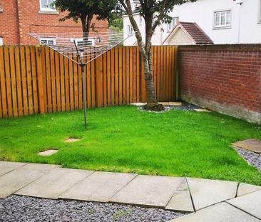 3 bedroom semi-detached house to rent - Photo 2