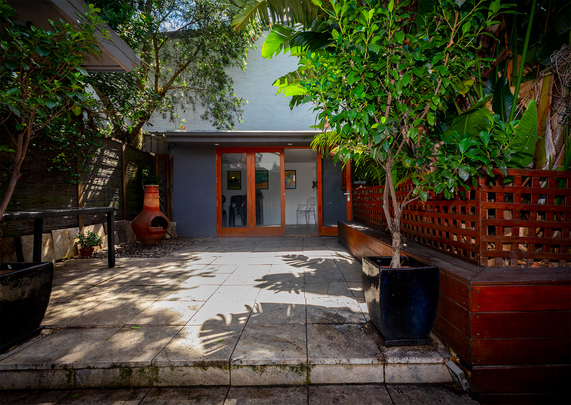 302 Edgeware Road, Newtown NSW 2042 - House For Rent | Domain - Photo 1