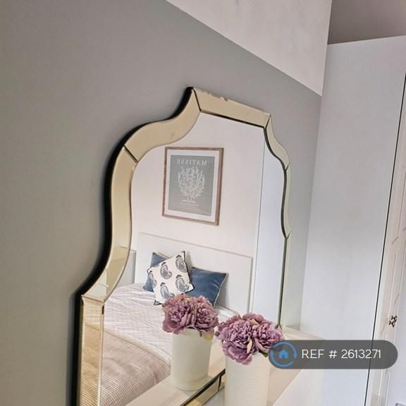 5 bedroom flat to rent - Photo 1