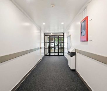 9265 Rue Airlie apartment — Montréal, QC (1-Bedroom) - 1 Bedroom - Photo 1