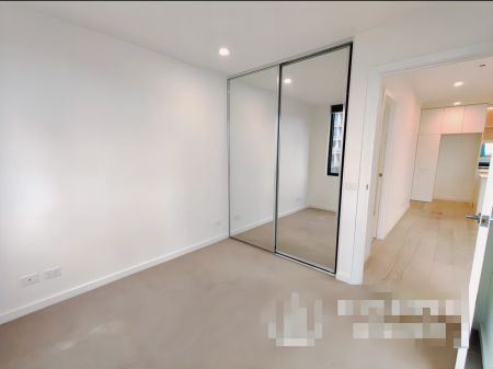 1 bed 1 bath - Photo 3