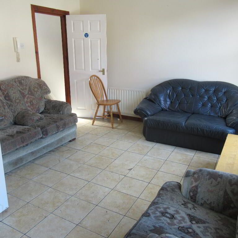 Unit 2, 16 Fitzroy Avenue, Belfast, BT7 1HW - Photo 1