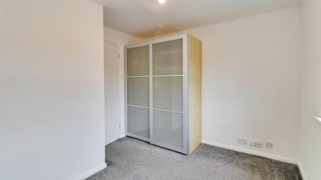 Springfield Drive, Kidsgrove, Stoke On Trent - Photo 5