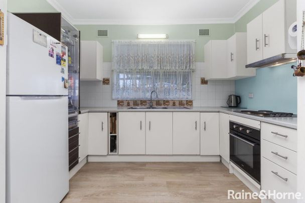 PERFECT COTTAGE - Photo 1