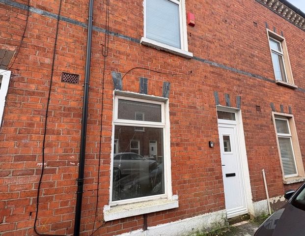6 Eccles Street, Belfast, BT13 3GS - Photo 1