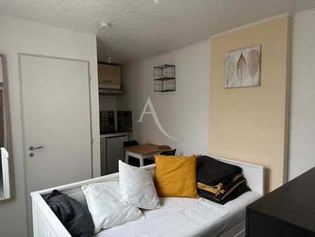 Location Appartement 1 pièce 14m² - Photo 2