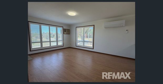 NEAT & TIDY 2 BEDROOM UNIT - Photo 1