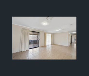 Quality Middle Ridge Home - Photo 2