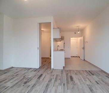 Te huur - Appartement - Photo 3