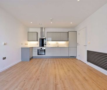 A striking one-bedroom sanctuary in the heart of Bedminster, where ... - Photo 2