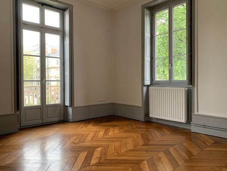 Location Appartement 3 pièces 87m² - Photo 2