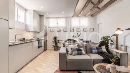 Apartamento de alquiler en Calle de San Andrés, Universidad - Malasaña - Photo 5