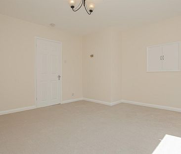 Bicester Road, Kidlington - Photo 2