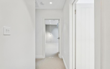 3 bedroom mews to rent - Photo 2