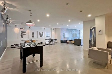 For Lease - 5 St Joseph Street Unit# 412, Toronto, Ontario - Photo 4