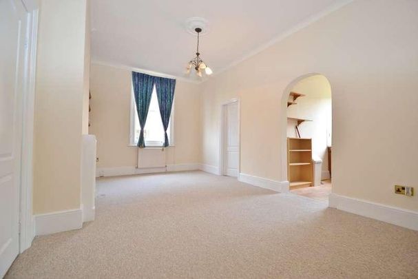 Adelaide Road, Surbiton, KT6 - Photo 1