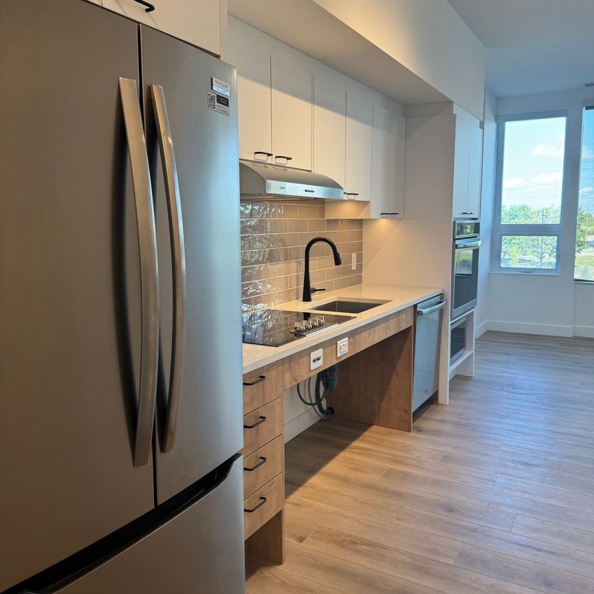 For Lease - 1600 James Naismith Drive Unit# 410, Cyrville - Carson Grove - Pineview, Ontario - Photo 1