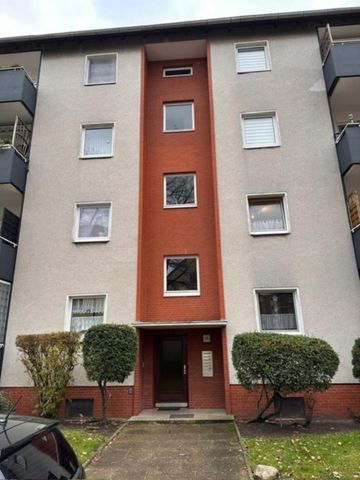 3-Zi-Wohnung im 3.OG mit Balkon und Garage in Langenhagen - Photo 3