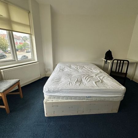 Room in a Shared House, Hendale Avenue, NW4 - Photo 4