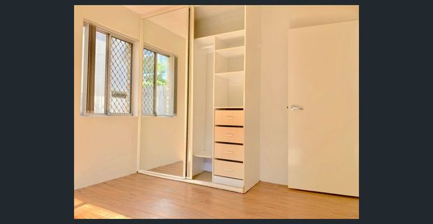 Neat and Tidy Ground Floor Unit - Photo 1