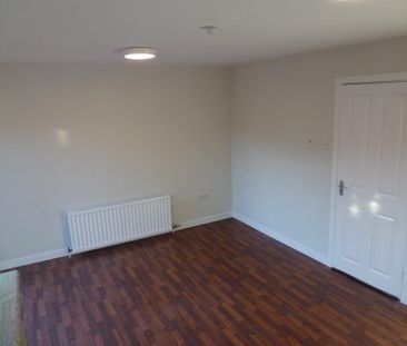 6b Market Street, Crossgar, BT30 9ED - Photo 2