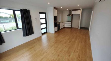 Near-New Modern and Comfortable Apartment - Photo 4