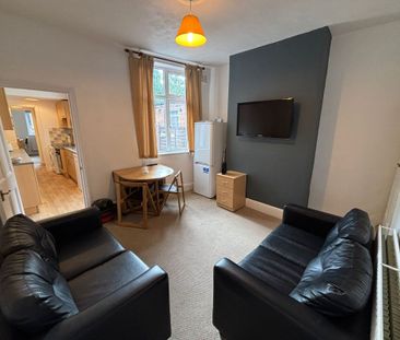 8 George Street - No Deposit & 2 BathroomsLoughborough - Photo 4