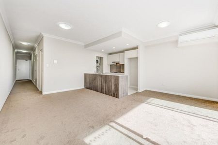 Modern 2-Bedroom Apartment in the Heart of Homebush - Photo 3